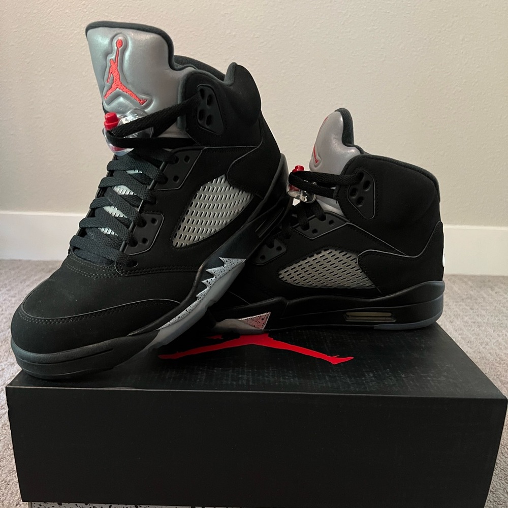 Nike Retro Air Jordan 5 Black